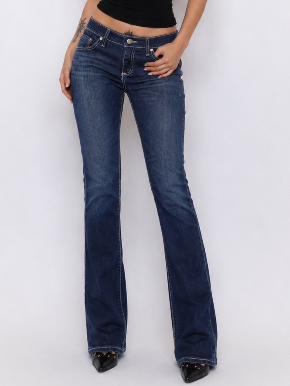 Q-Baby Wrangler Vintage 1990s Dark Blue Flare Jeans